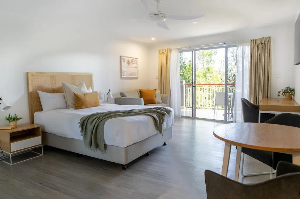 Noosa Heads Motel נוסה