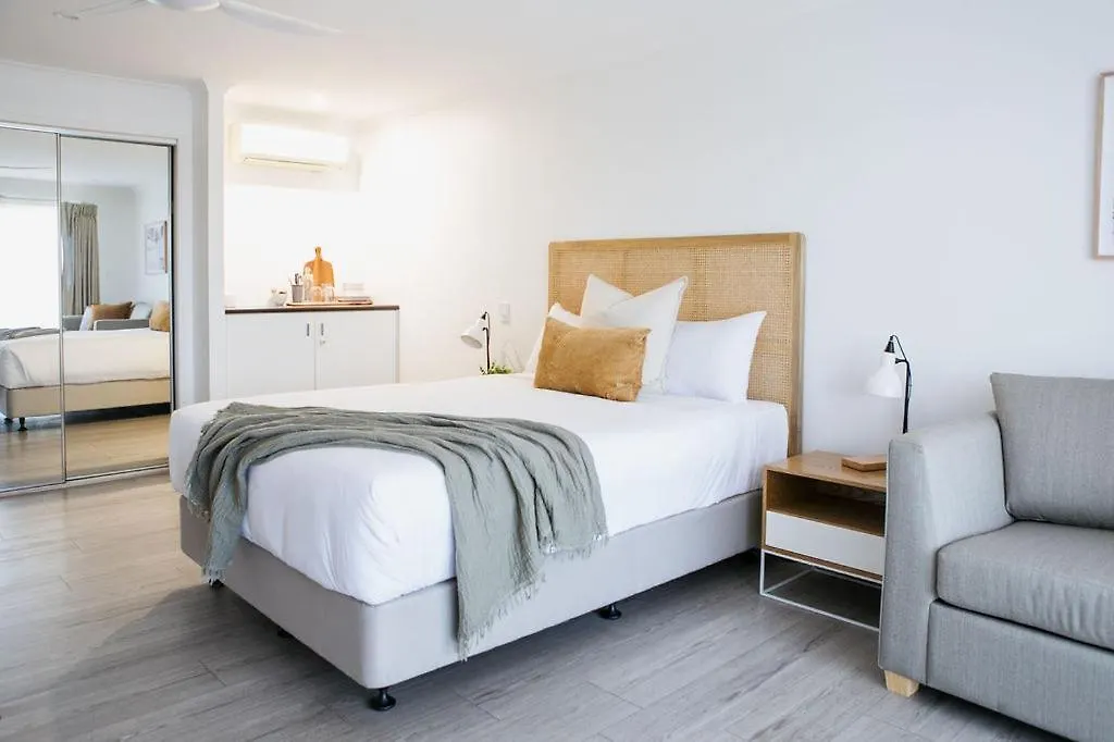 Noosa Heads Motel נוסה
