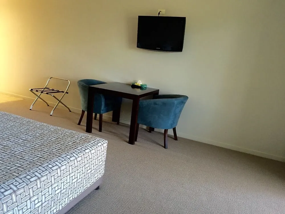 Noosa Heads Motel נוסה
